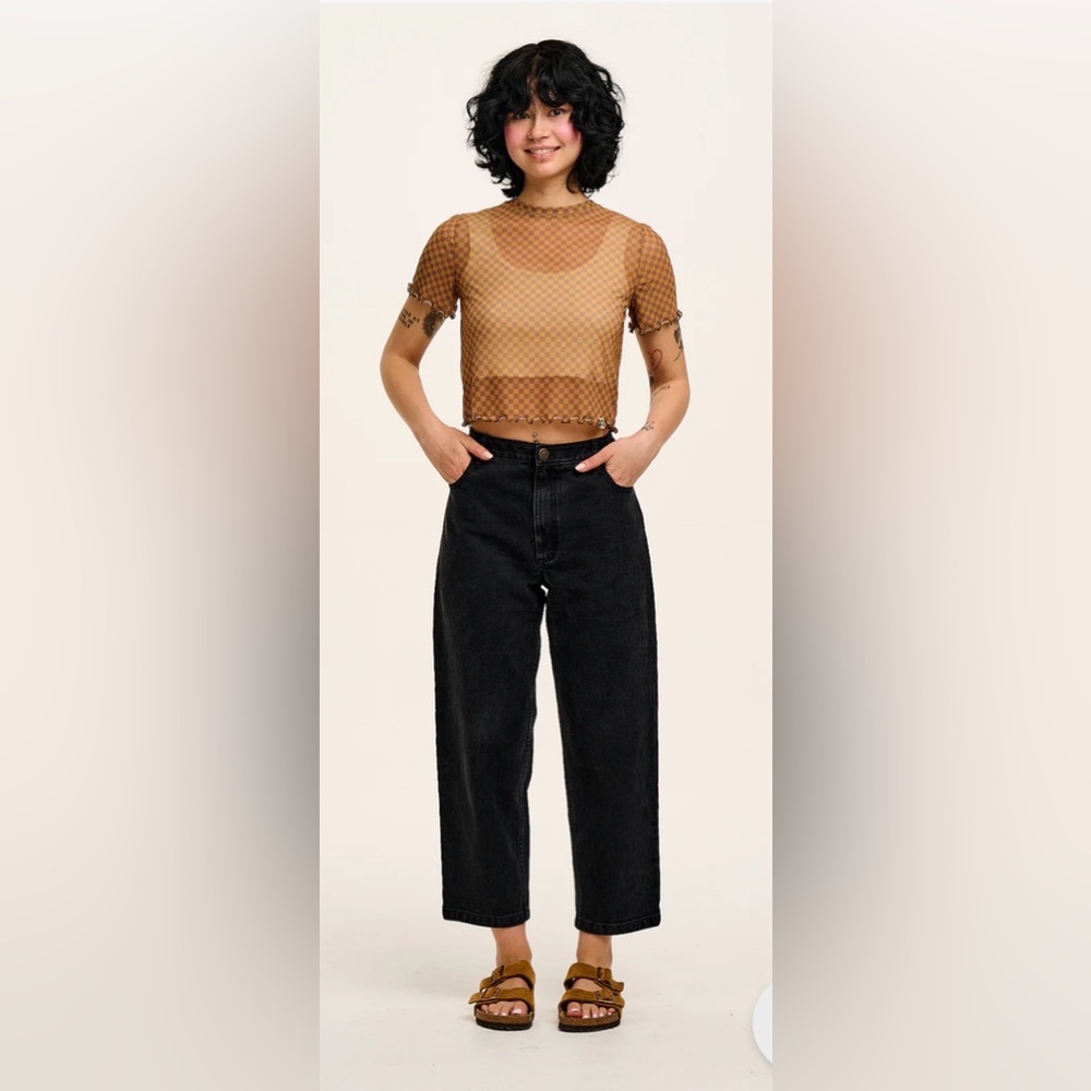 Lucy and Yak, Drew - Cropped Straight Leg Denim Jeans in Washed Black, Size W32P